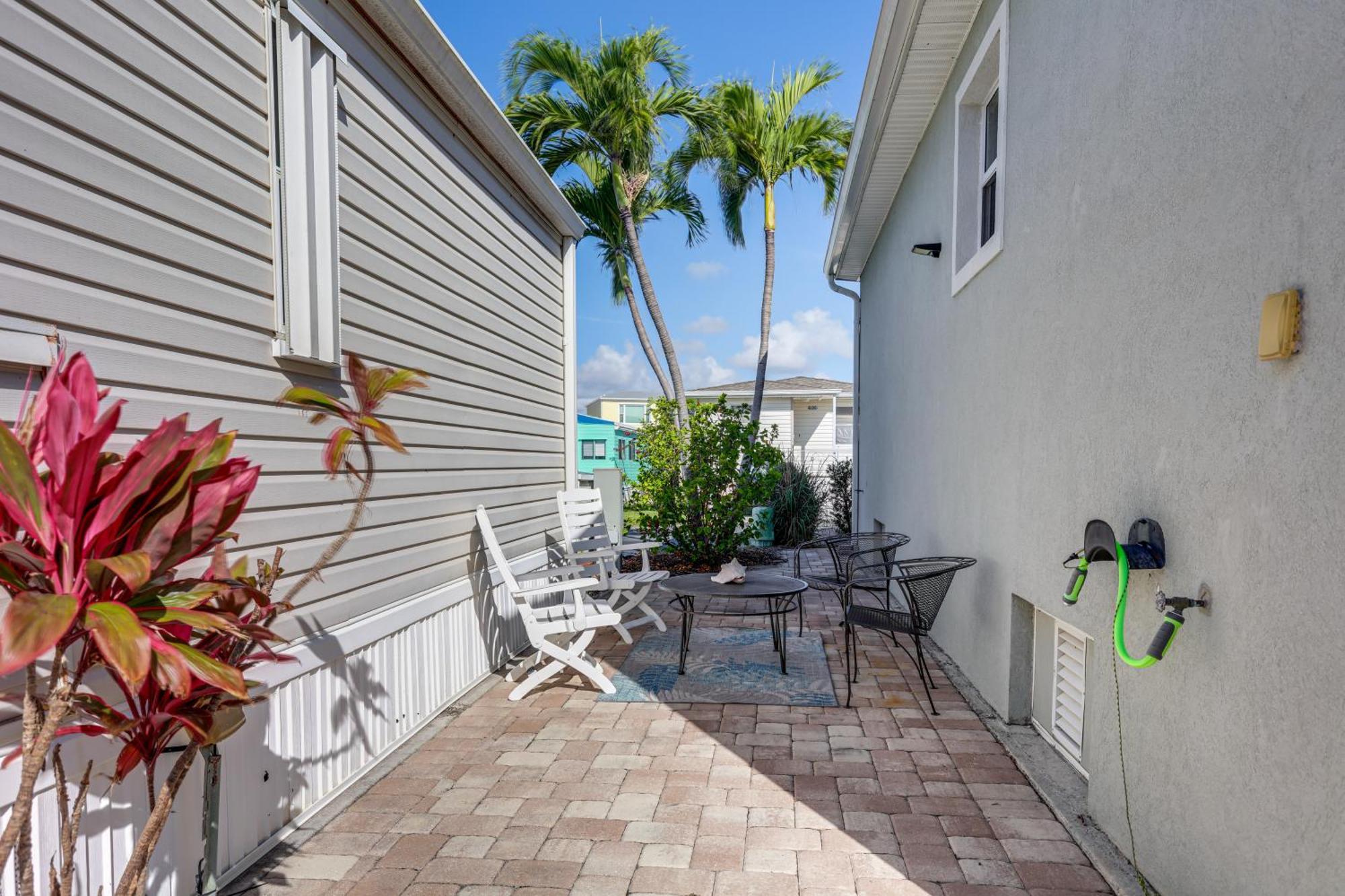 South Hutchinson Island Cottage With Beach Access! Jensen Beach Exterior photo
