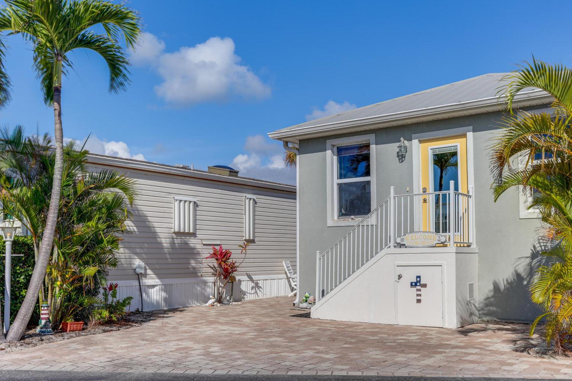 South Hutchinson Island Cottage With Beach Access! Jensen Beach Exterior photo